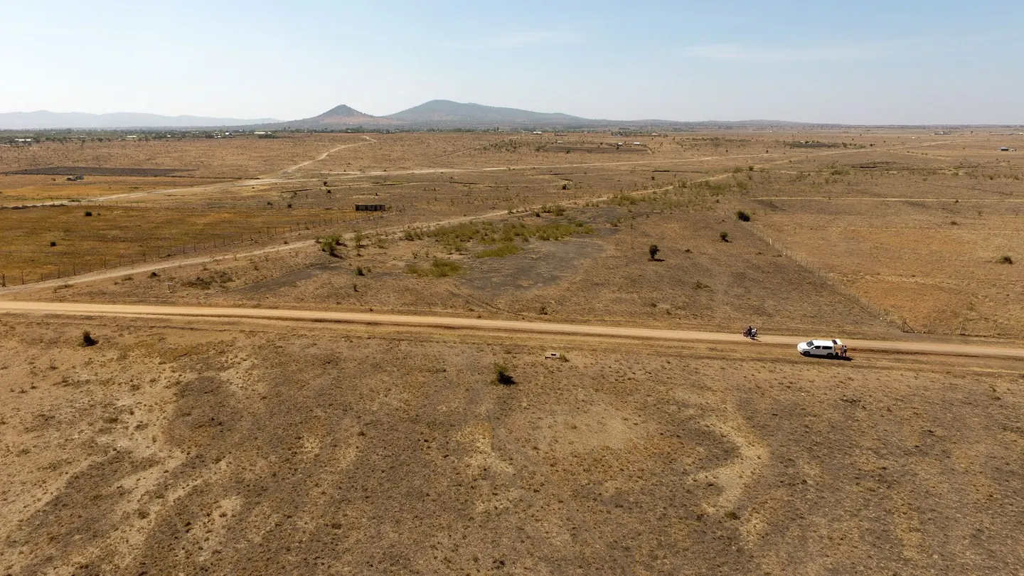 50 by 100 Konza Phase III 1.5km from Konza city