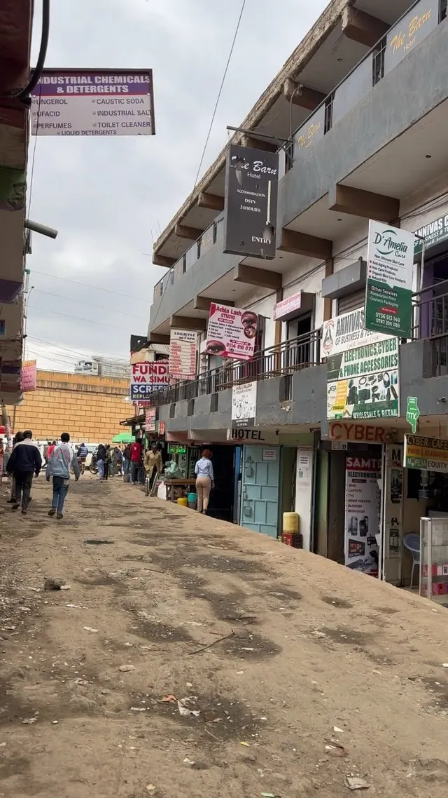 SHOP TO LET KIMBO