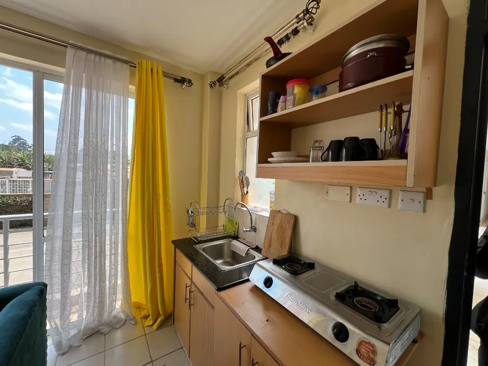 Modern Studio Airbnb at Racecourse Gardens, Ngong Road