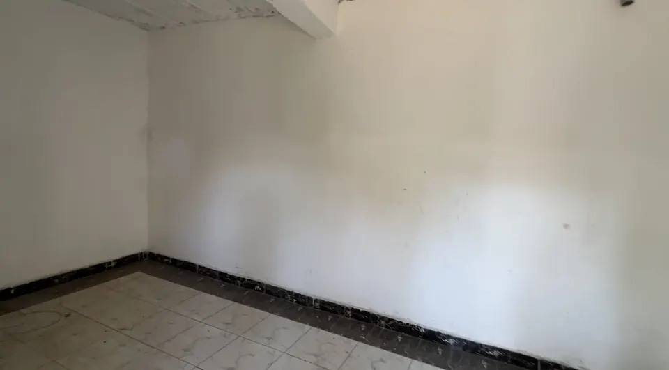 Prime Shop to Let in Kahawa West's Maziwa Area, High Visibility