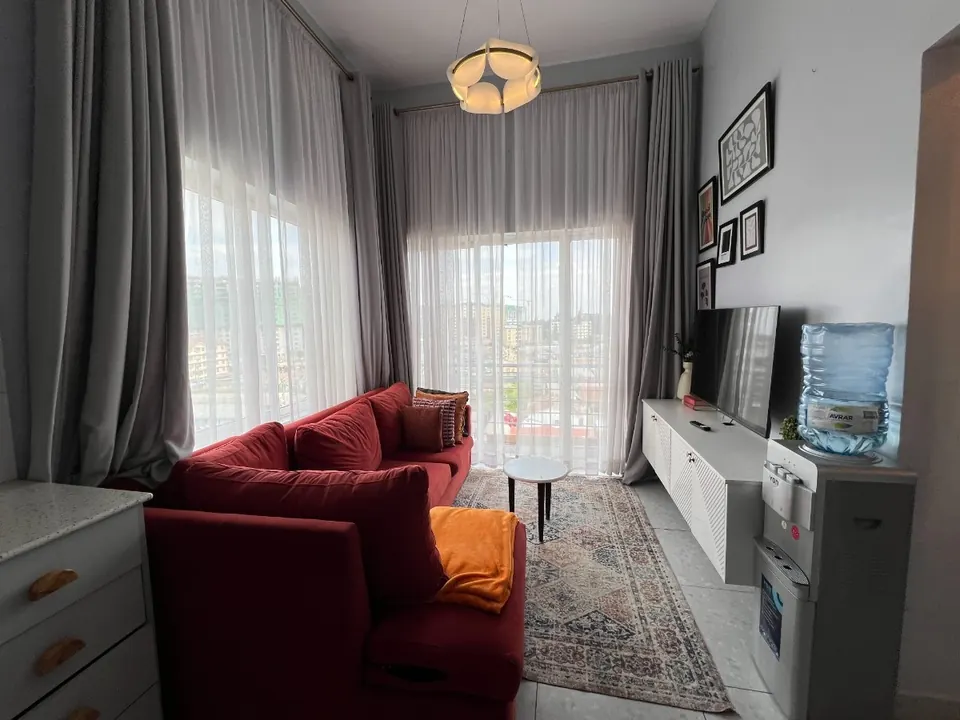 One Bedroom Air Bnb in Ngong Road Racecourse Gardens near Golf Park