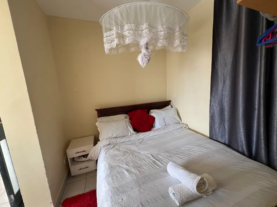 Modern Studio Airbnb at Racecourse Gardens, Ngong Road
