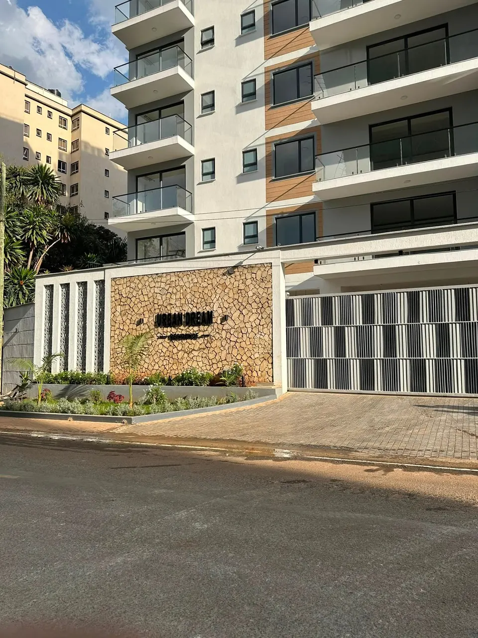 UrbanDream Residence
