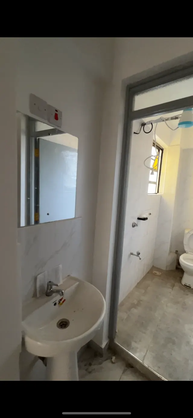 1-Bedroom with Parking in Clay City Clean and Secure Unit at Yellowstone