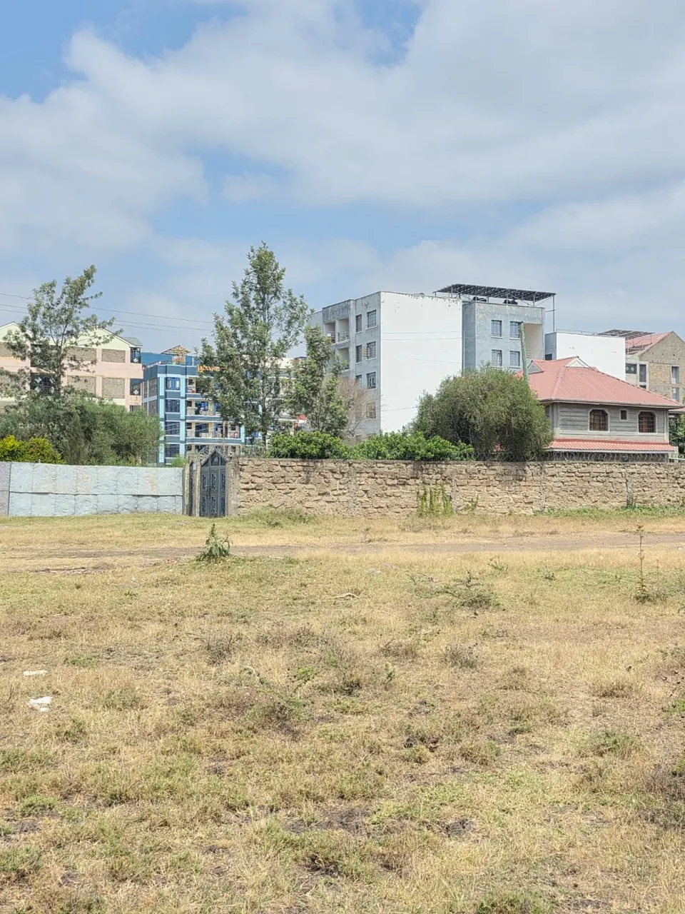 COMMERCIAL PLOT FOR SALE UTAWALA