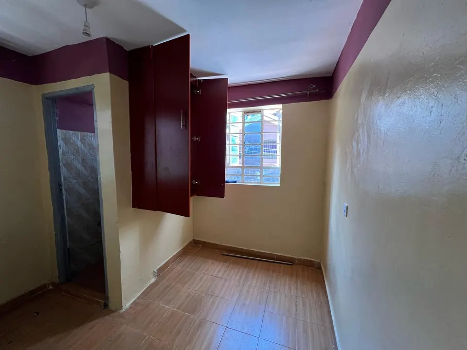 Kasarani Seasons Bedsitter to Let – Close to PCEA Church & Transport