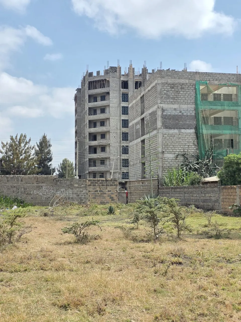 COMMERCIAL PLOT FOR SALE UTAWALA