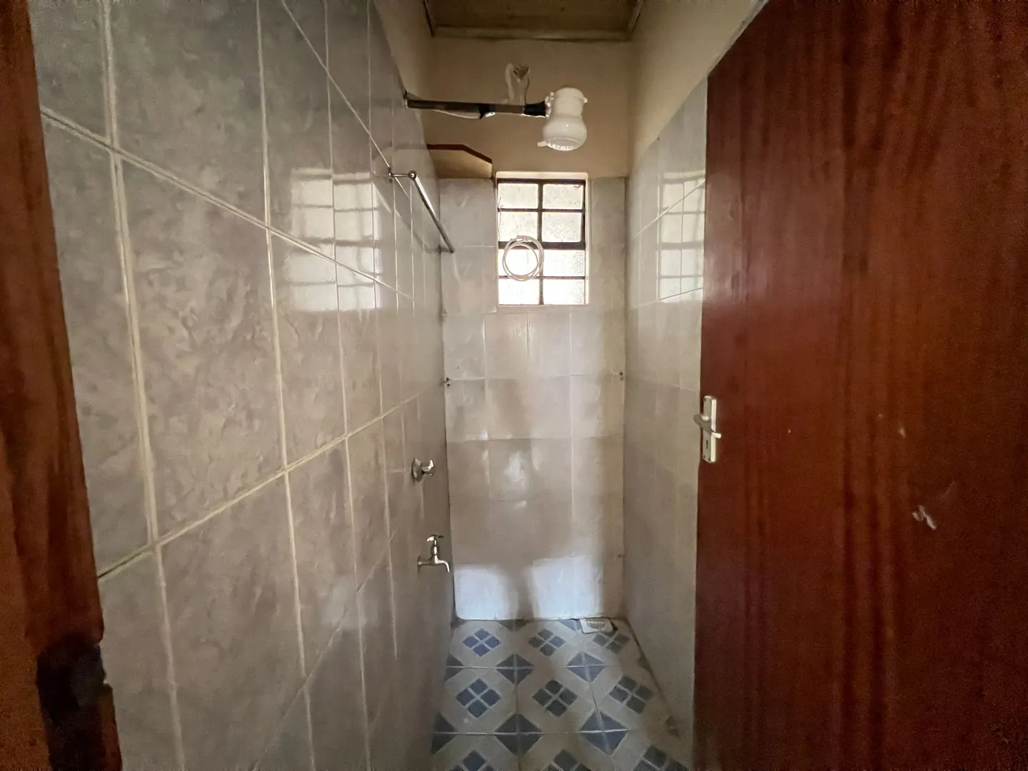 Spacious 2 Bedroom House in Kasarani Clay City – Secure Living at Mwirigo