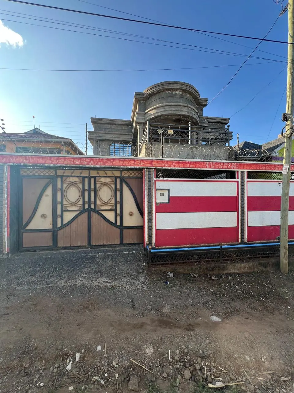 Prime 8-Bedroom Property for Sale on Eastern Bypass Kamakis