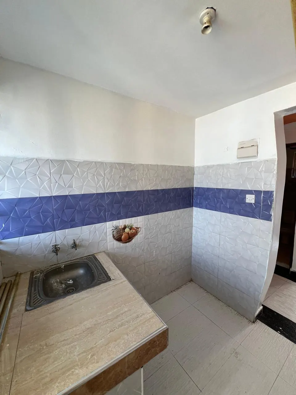 One Bedroom Apartment in Kasarani Sunton Kwa Mafuta – Secure & Spacious