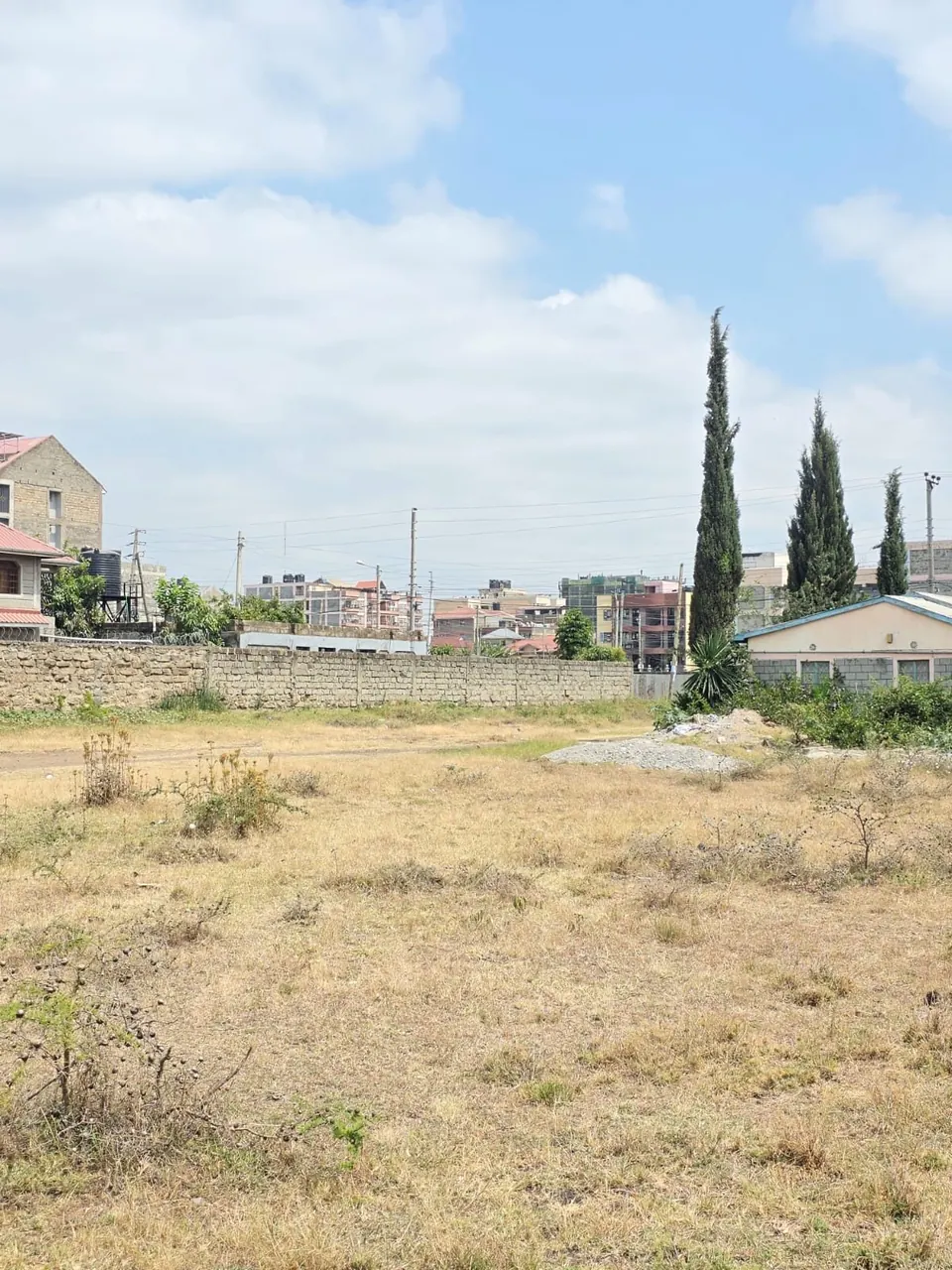 COMMERCIAL PLOT FOR SALE UTAWALA